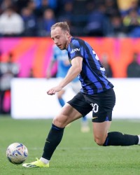 21, 国际米兰提前锁定欧冠资格  