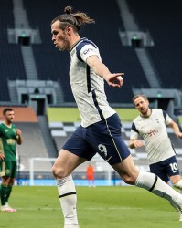  孙兴慜世界波破门，热刺绝平曼城保留争冠希望  