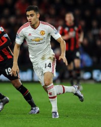  哈兰德戴帽创纪录，曼城五球横扫伯恩茅斯  